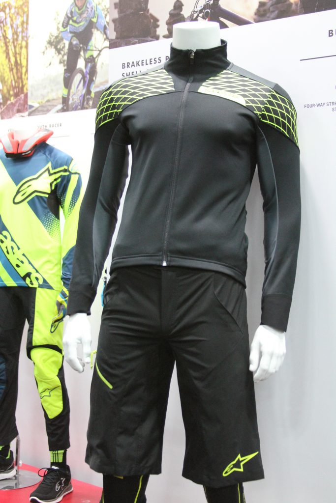 TECH WEAR SEEMS TO BE THE THING WITH MOUNTAIN BIKE WEARS FOR ANY WEATHER CONDITION. 