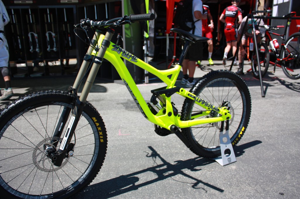 COMMENCAL SUPREME DH