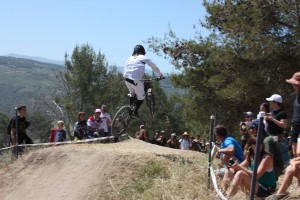 CROWD ACTION LINE THE JUMP SECTION TO CHEER ON ALL THE RIDERS