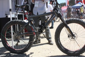 THIS MOUNTAIN BIKE WAS PRETTY INTERESTING IN THAT IT HAD INFLATABLE/DEFLATABLE TIRES WITH A FLICK OF A SWITCH.