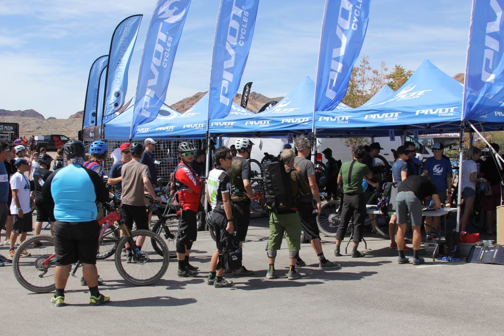 THE BUSIEST BIKE COMPANY OUT HERE WAS PIVOT. THEY HAD A LINE GOING MOST OF THE DAY. NOW THAT ISA GOOD THING.