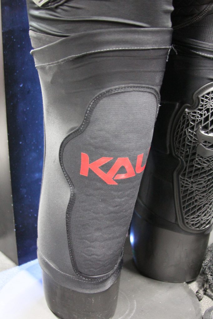 ONE OF KALI'S OTHER KNEE PADS HAS A DIFFERENT INTERNAL MATERIAL, THOUGH TOUGH, THIS ONE IS A MORE BASIC PROTECTION THEN THE NEW KNEE PAD WE JUST TALKED ABOUT. KALI PUTS IN A LOT OF EFFORT IN TO ALL THEIR PROTECTION. THIS HAS TO MADE THE CONSUMER FEEL GOOD WHEN THEY GO DOWN AND GET UP.